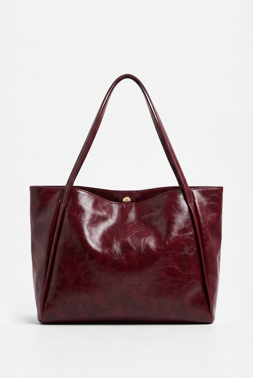 Bolso de hombro de polipiel suave en burdeos
