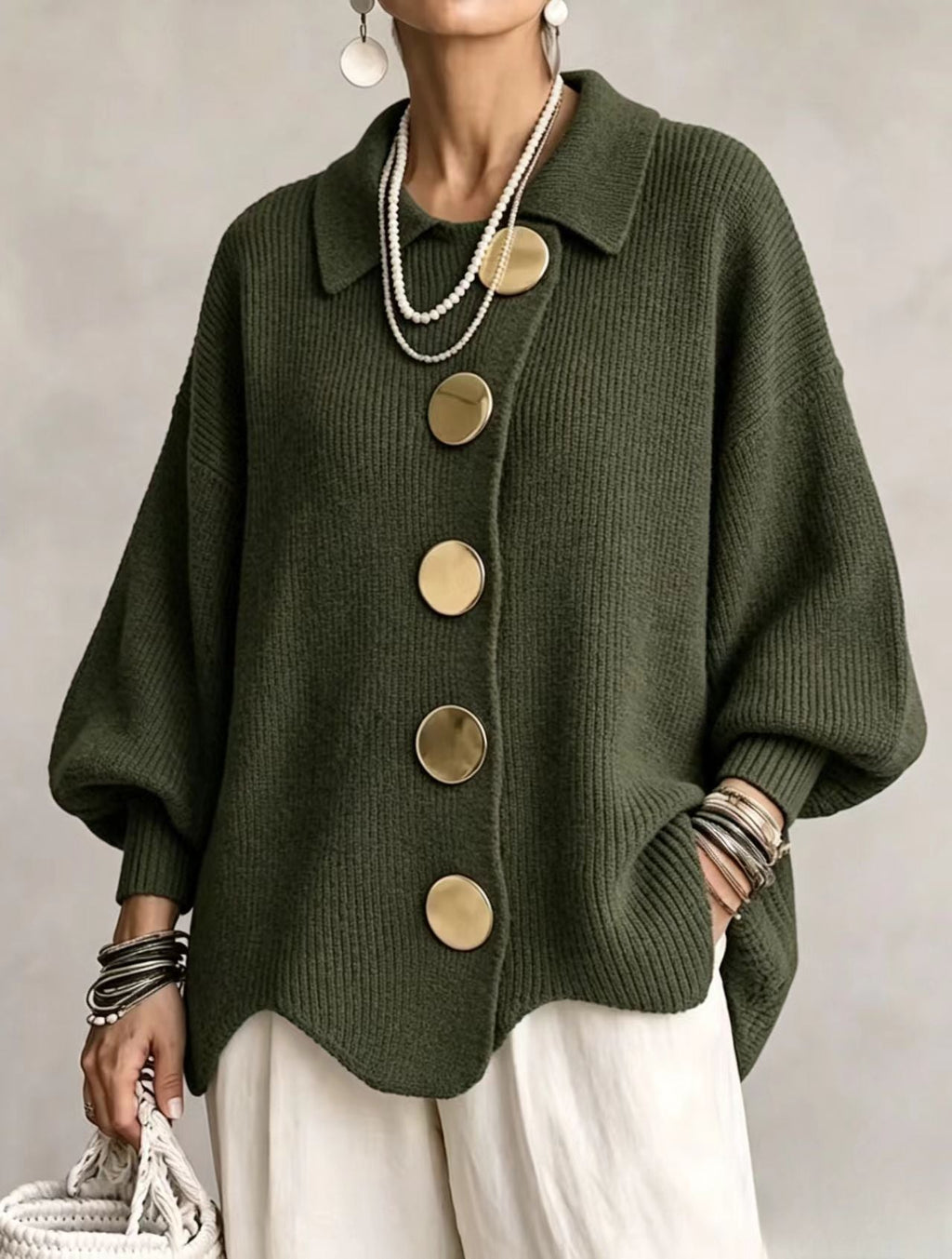 Cárdigan oversize con cuello y botones metálicos en verde oliva