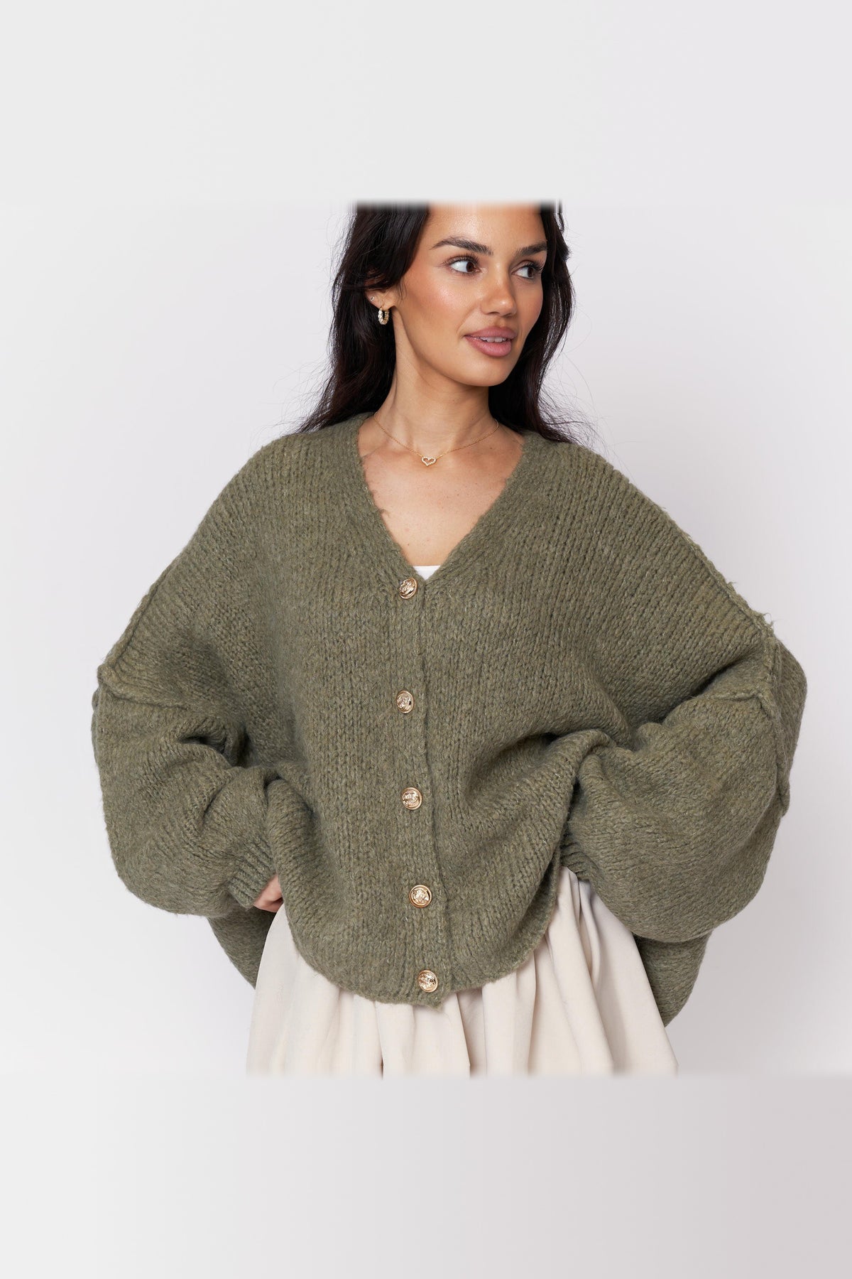 Cárdigan oversize de punto con escote de pico en verde oliva
