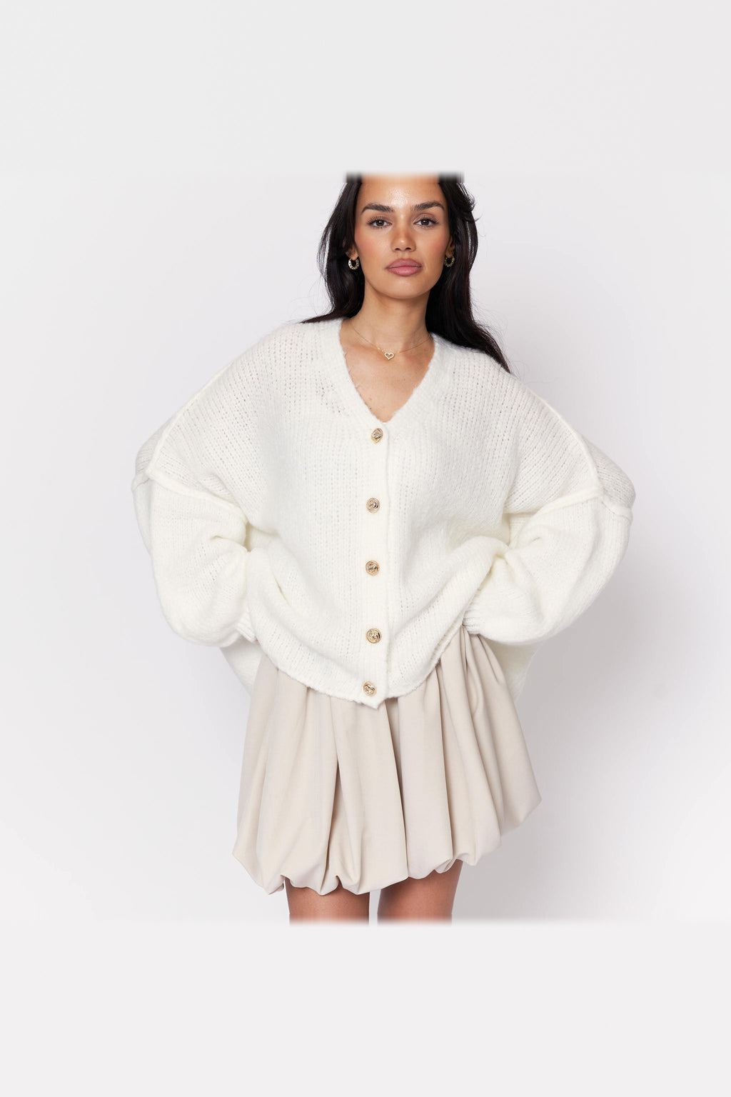 Cárdigan oversize de punto con escote de pico en blanco