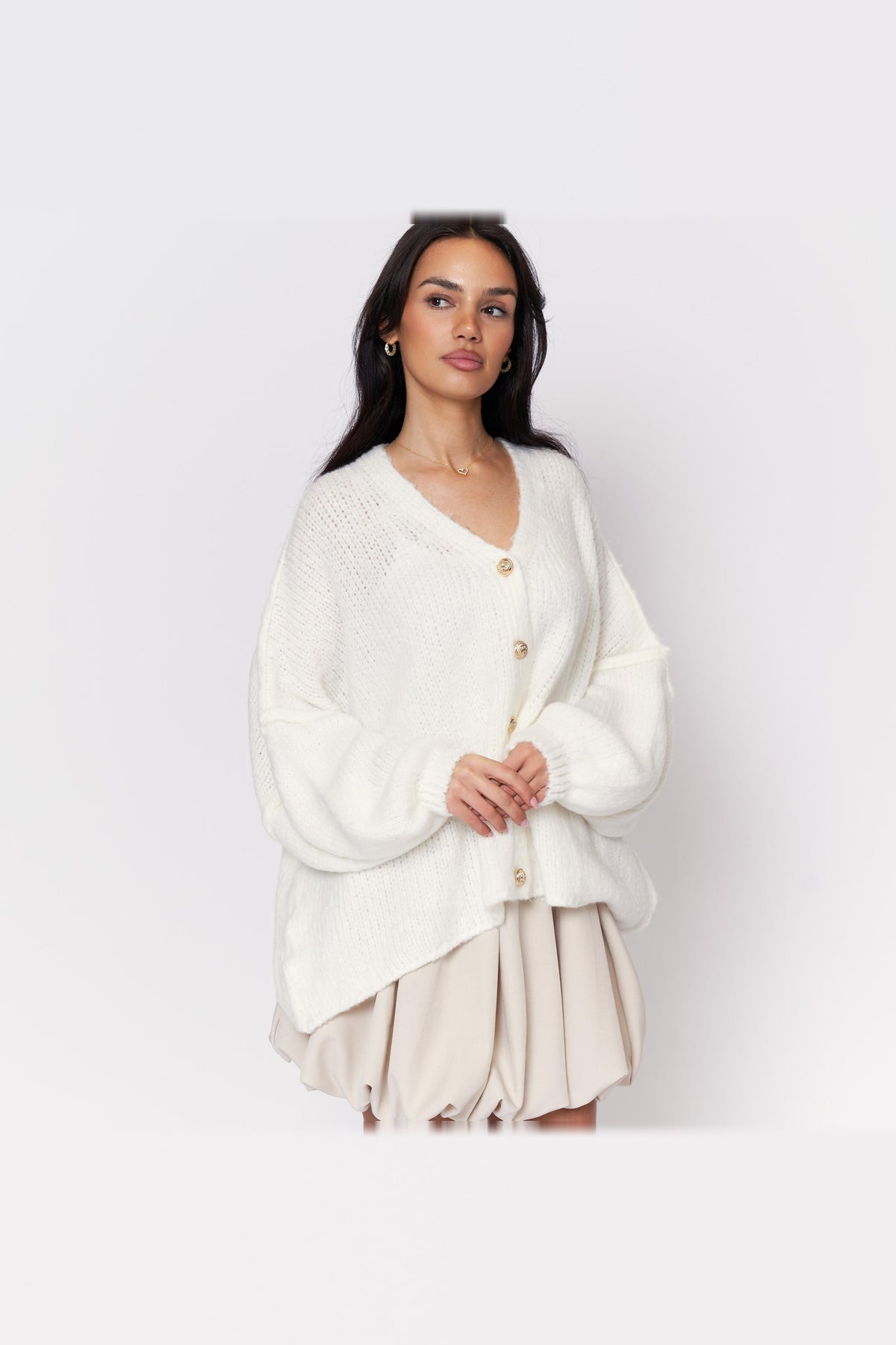 Cárdigan oversize de punto con escote de pico en blanco