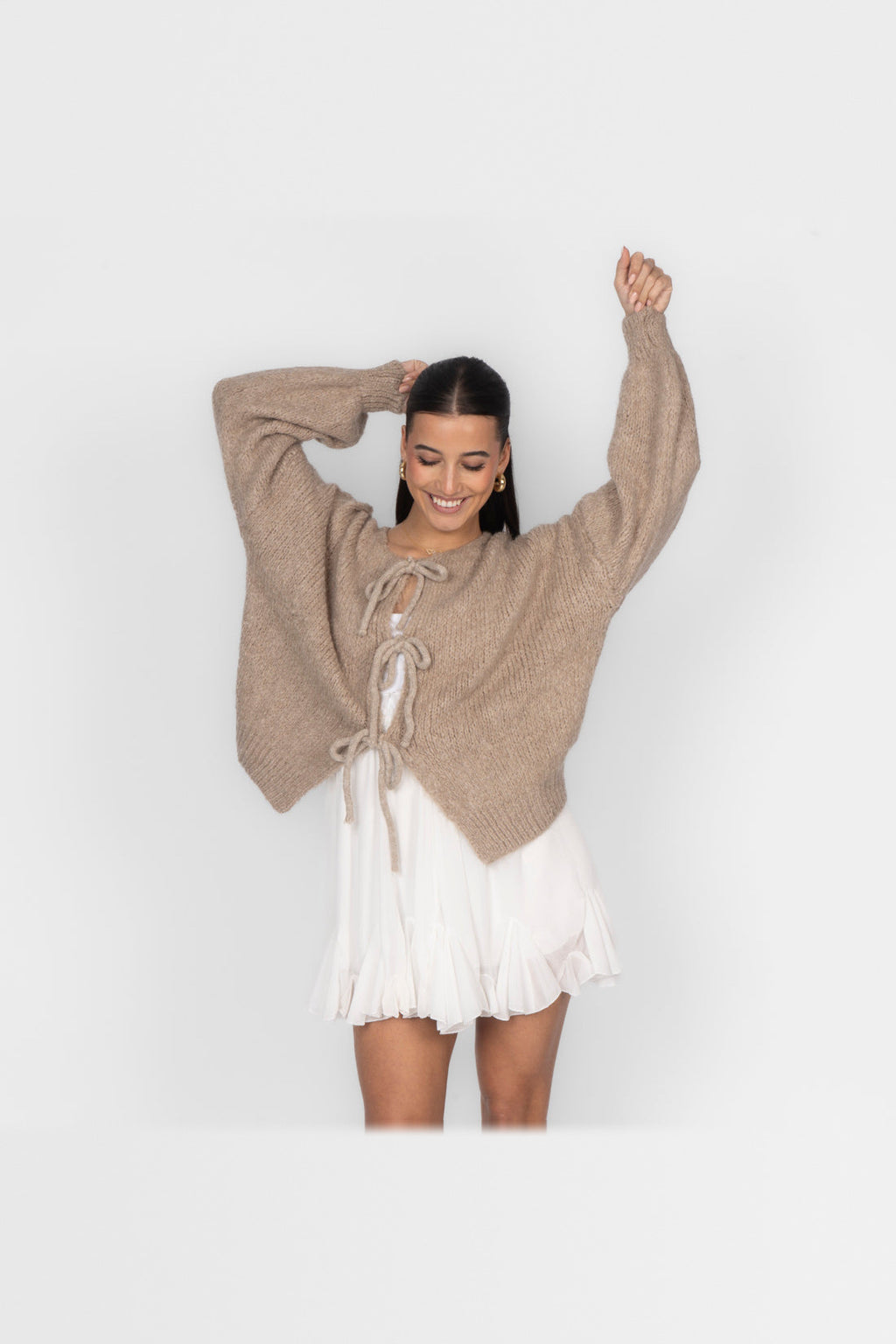 Cárdigan oversize de punto para anudar en beige