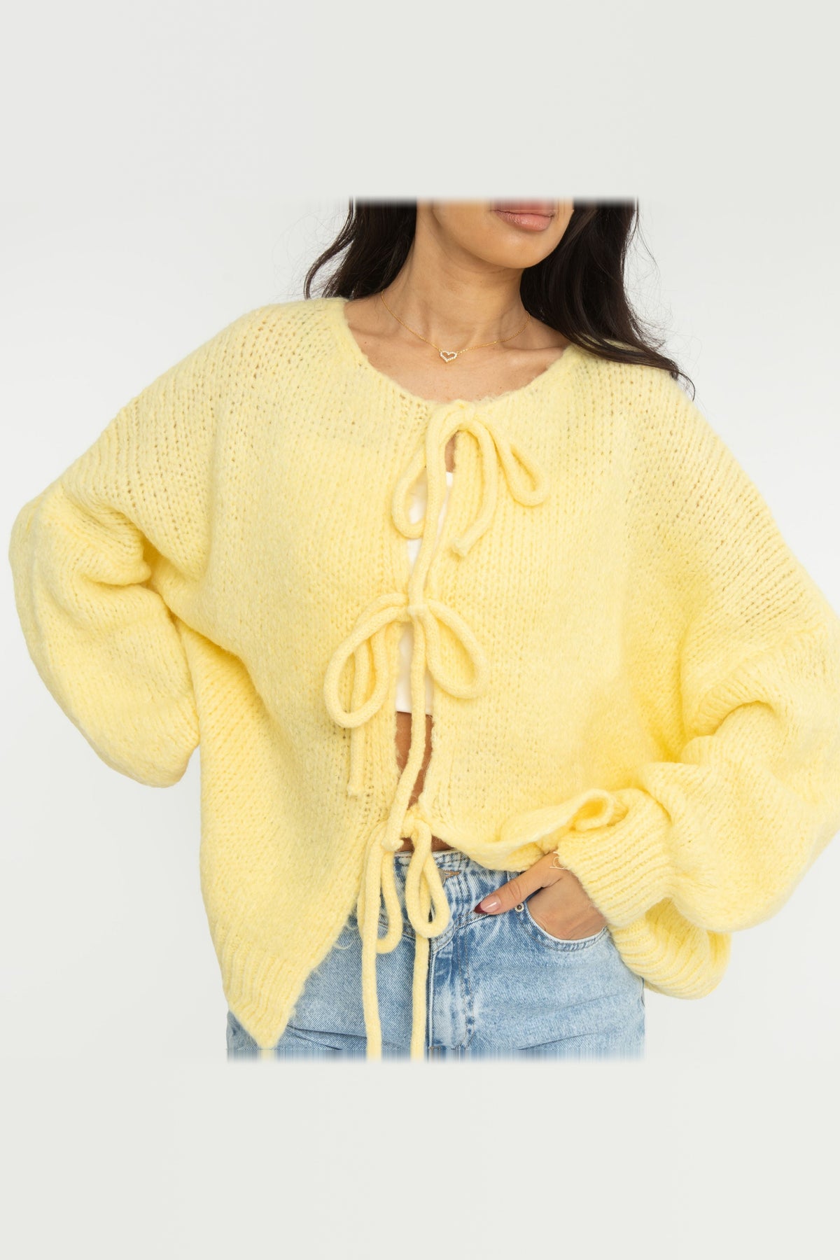 Cárdigan oversize de punto para anudar en amarillo claro