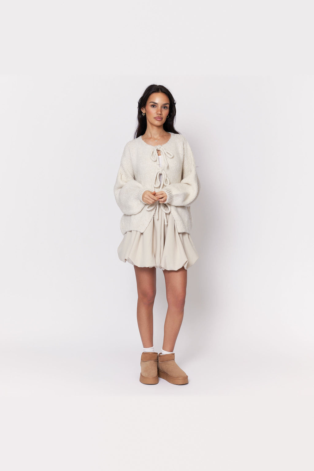 Cárdigan oversize de punto para anudar en crema