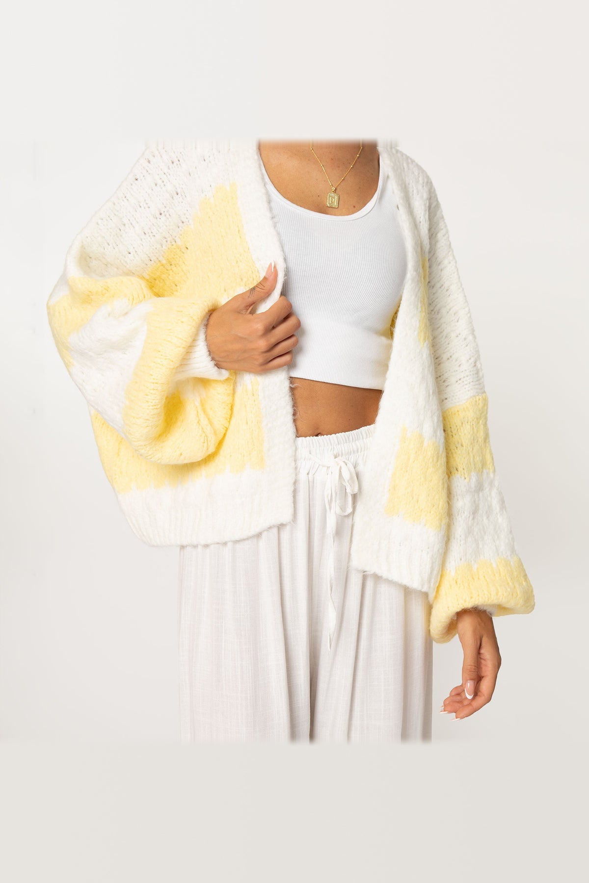 Cárdigan oversize de rayas anchas en amarillo
