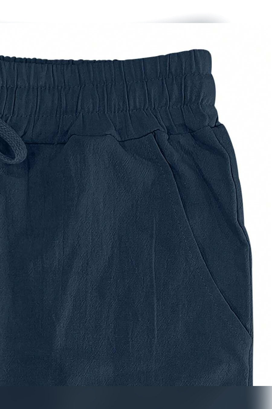 Pantalón de lino con cordón en azul oscuro