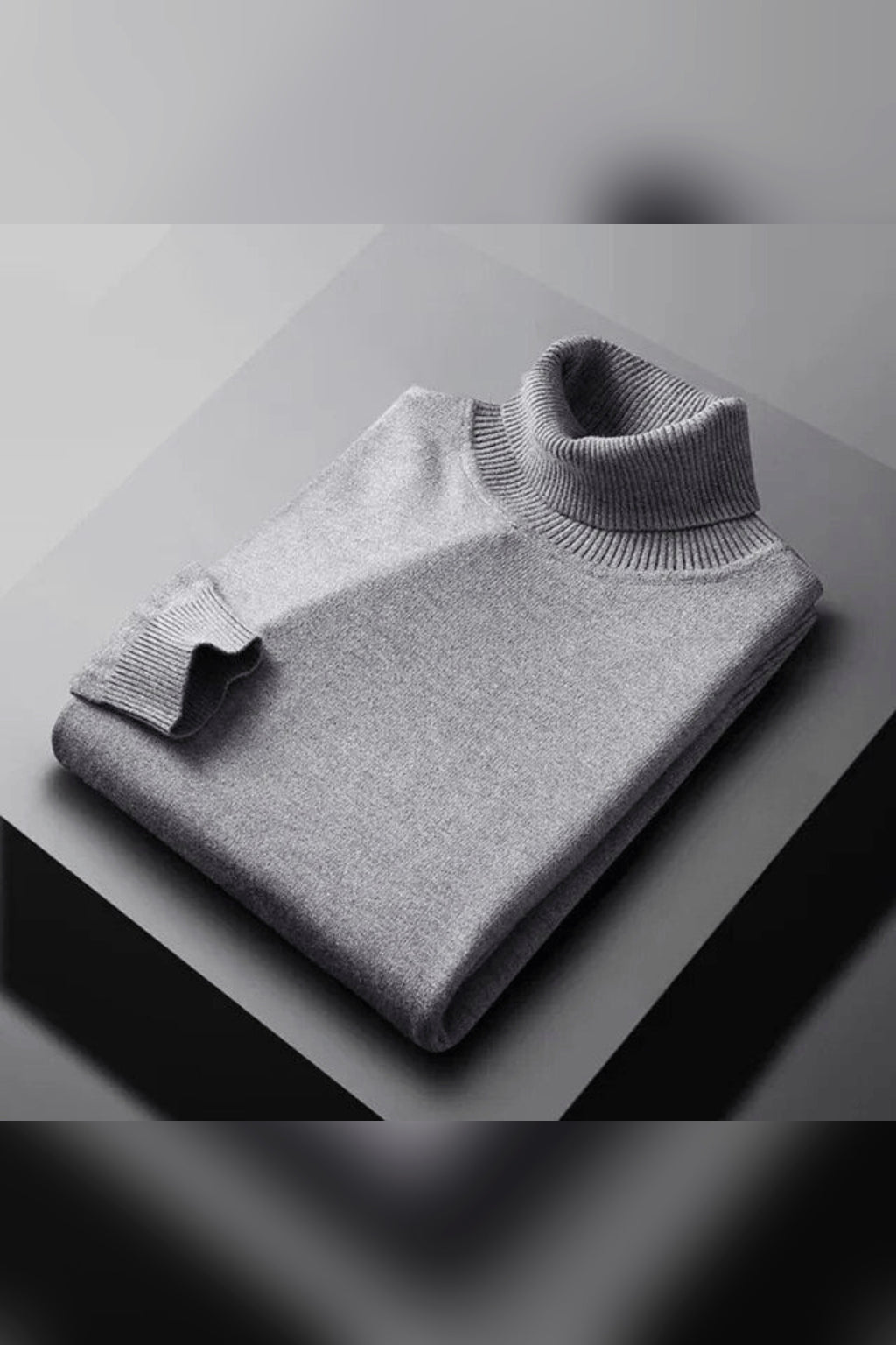 Jersey de cuello alto de punto en gris