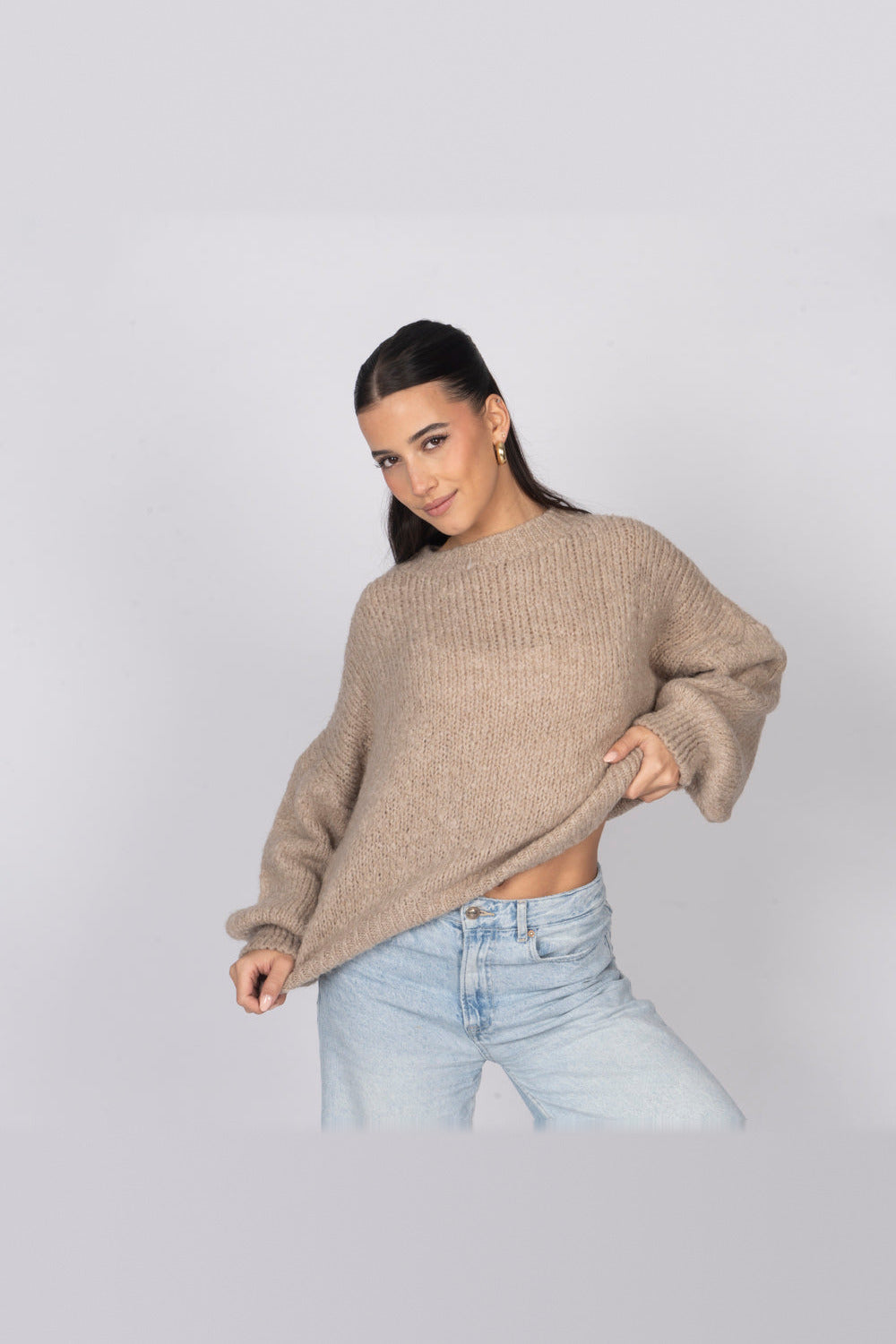 Jersey oversize de cuello redondo en beige
