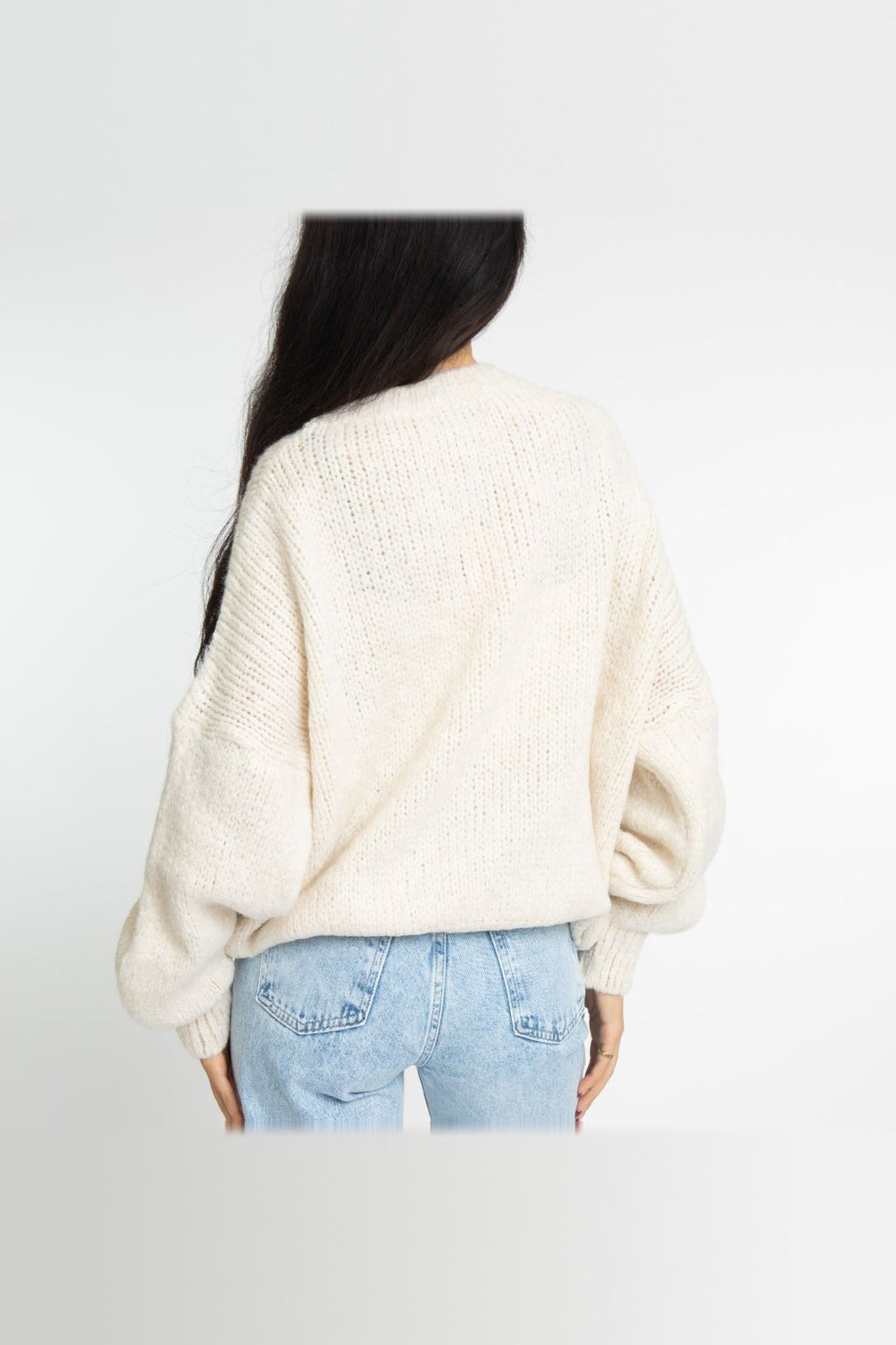 Jersey oversize de cuello redondo en crema