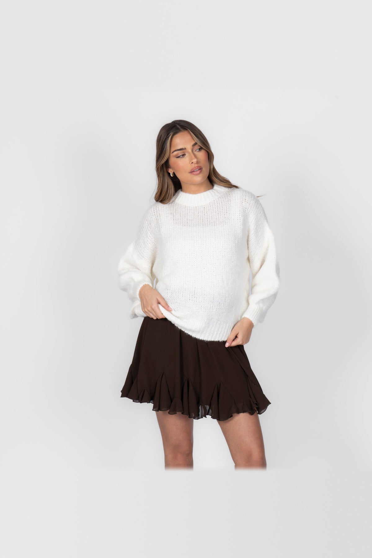 Jersey oversize de cuello redondo en blanco