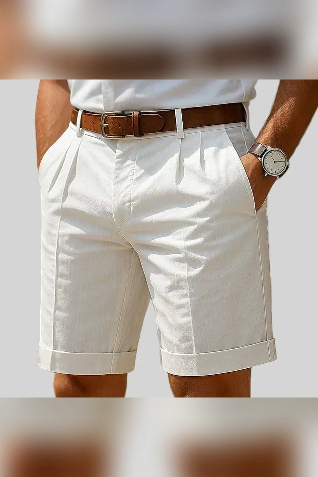 Pantalón corto de pinzas en blanco