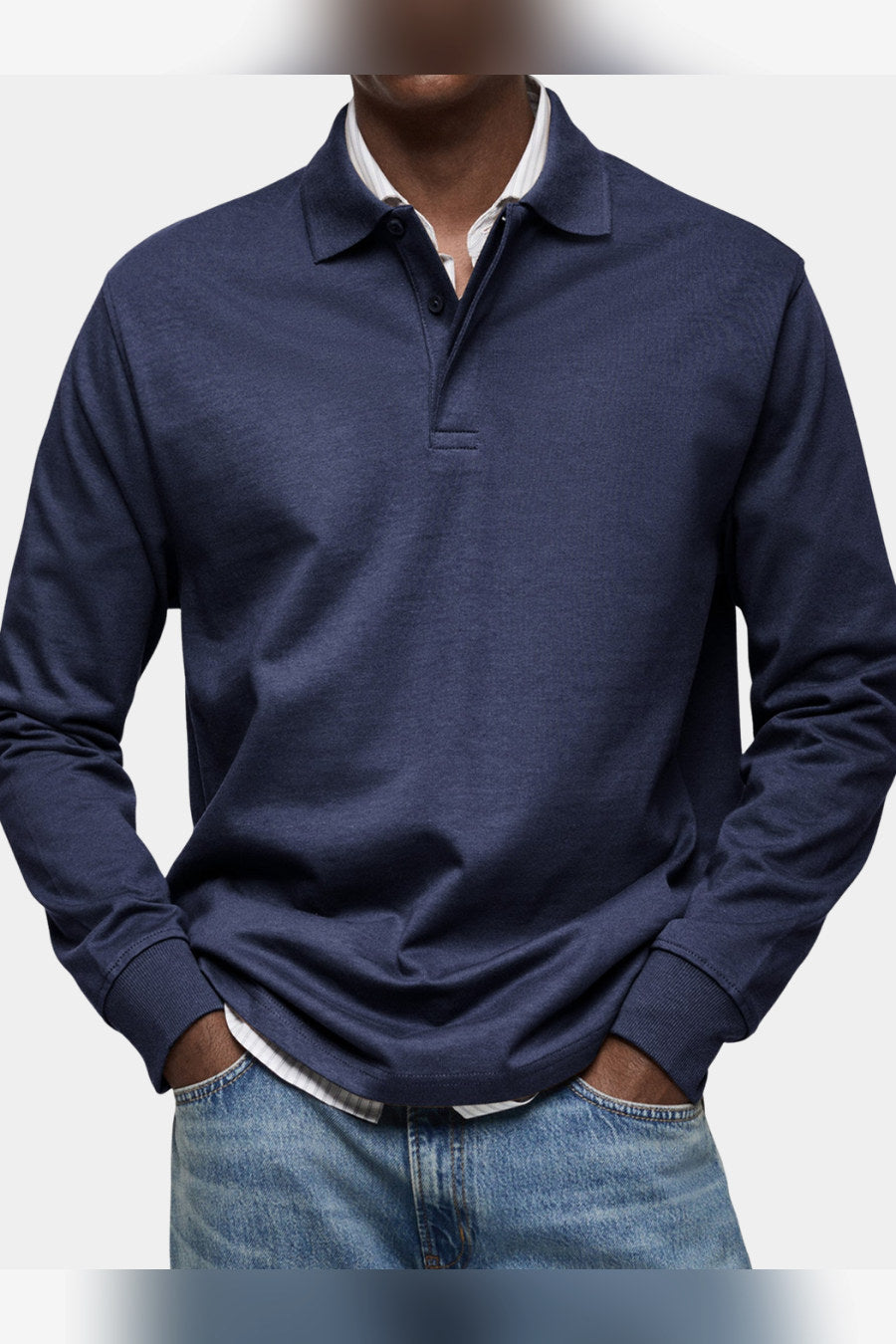 Polo de manga larga en azul marino