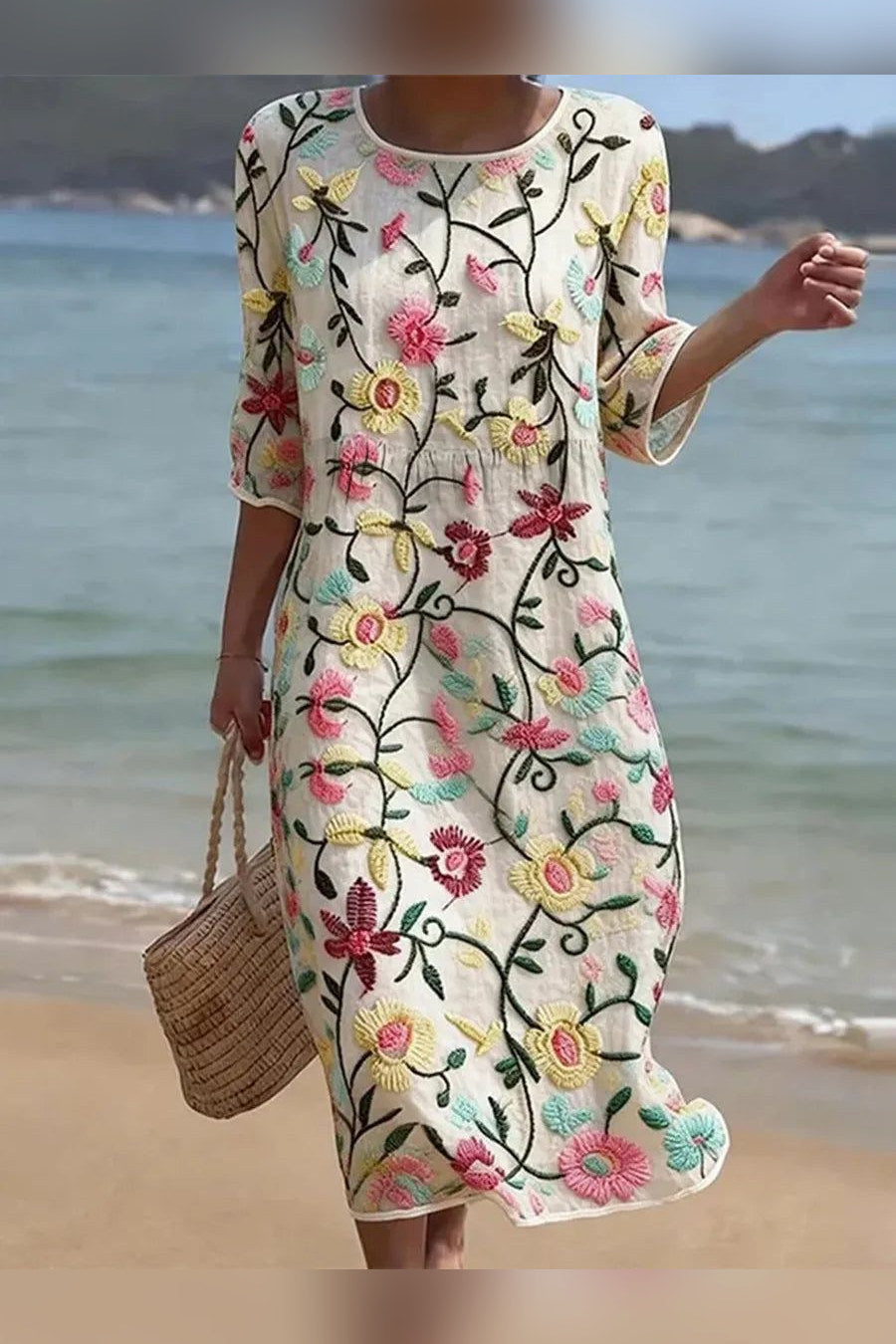Vestido midi crudo de flores en estampado