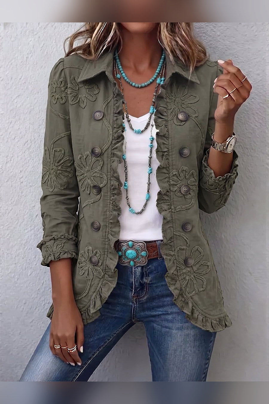 Chaqueta bordada con volantes en verde retro