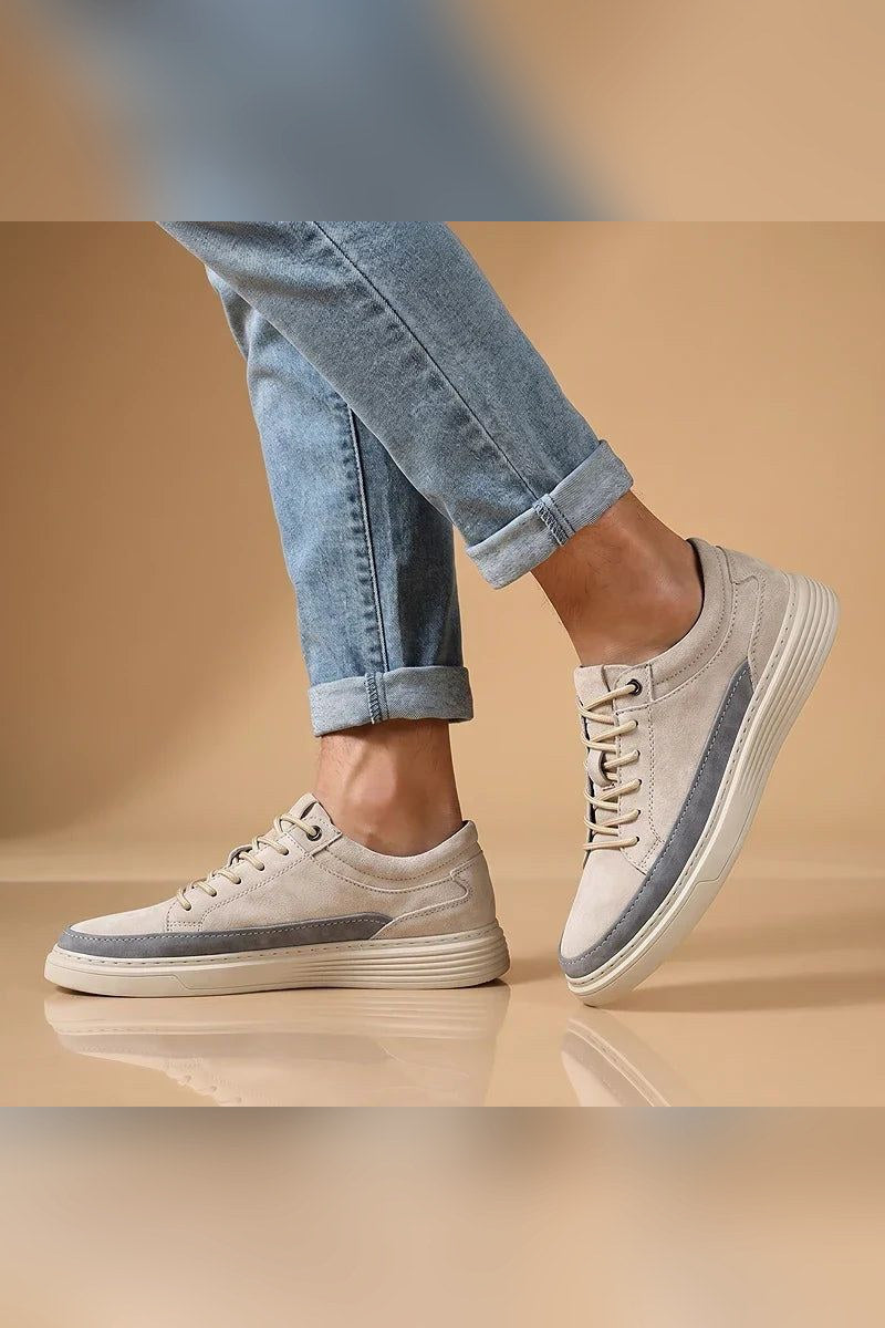 Zapatilla de ante con suela amortiguada en beige