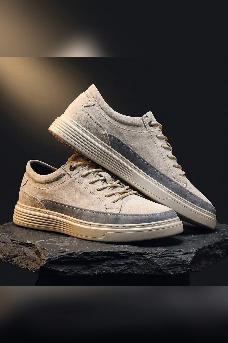 Zapatilla de ante con suela amortiguada en beige