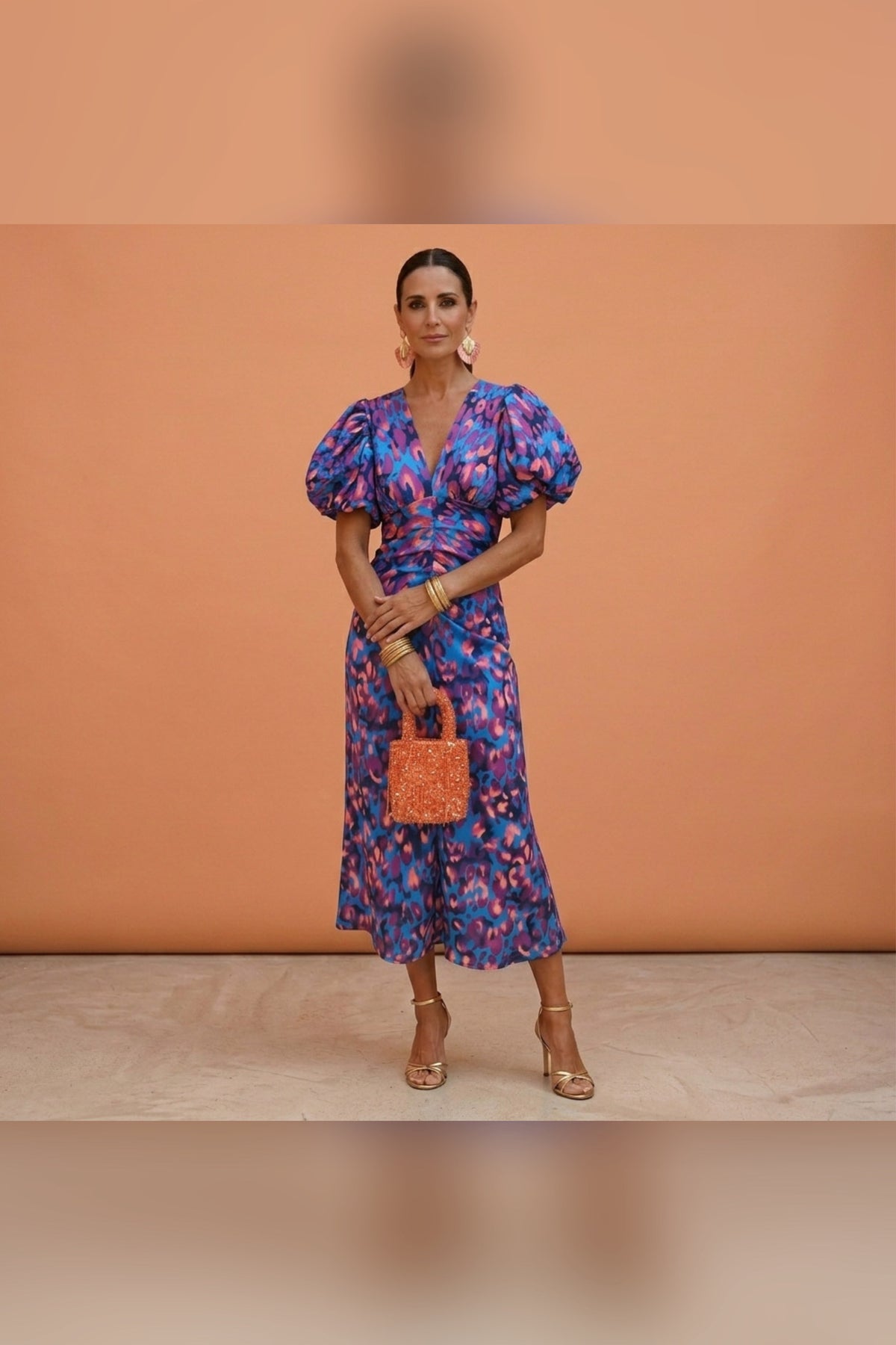 Vestido de manga abullonada en violeta/azul