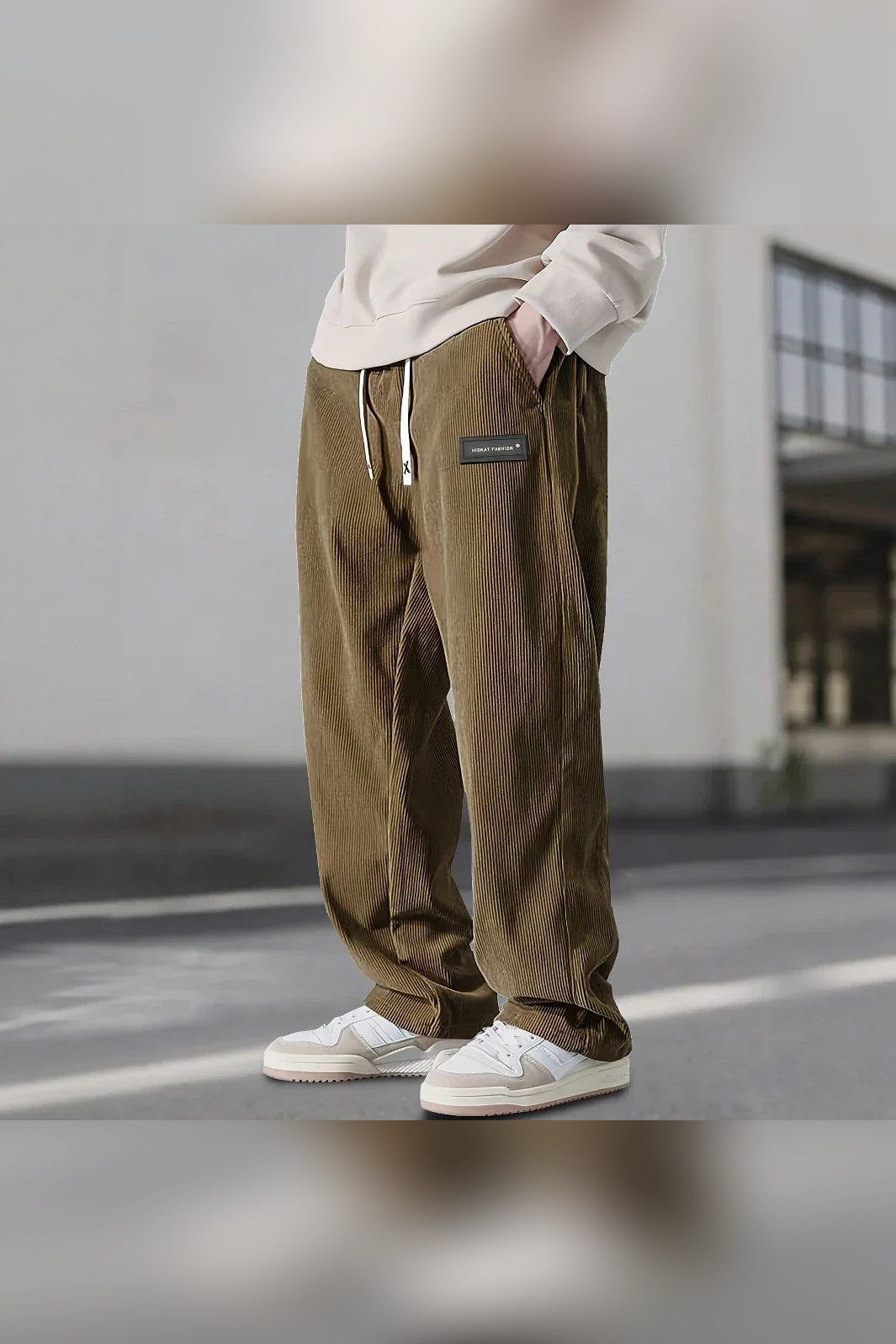 Pantalón de pana en marrón