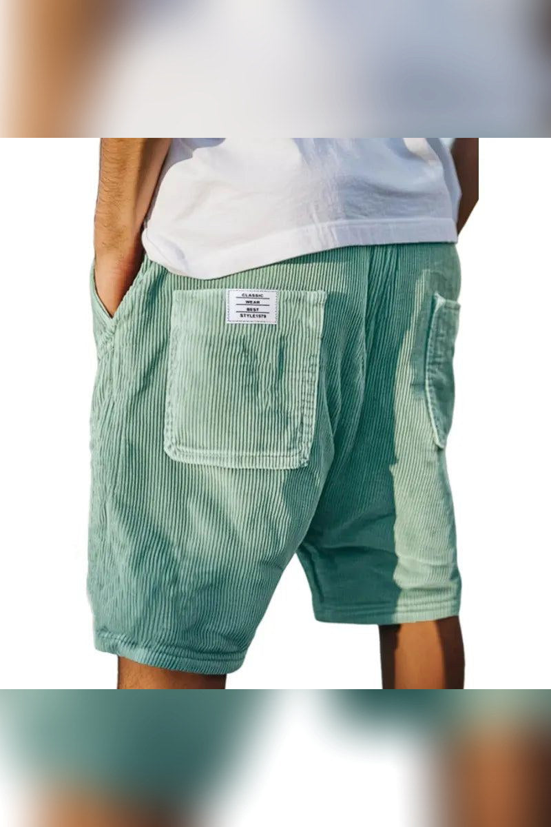 Pantalón corto de pana en verde