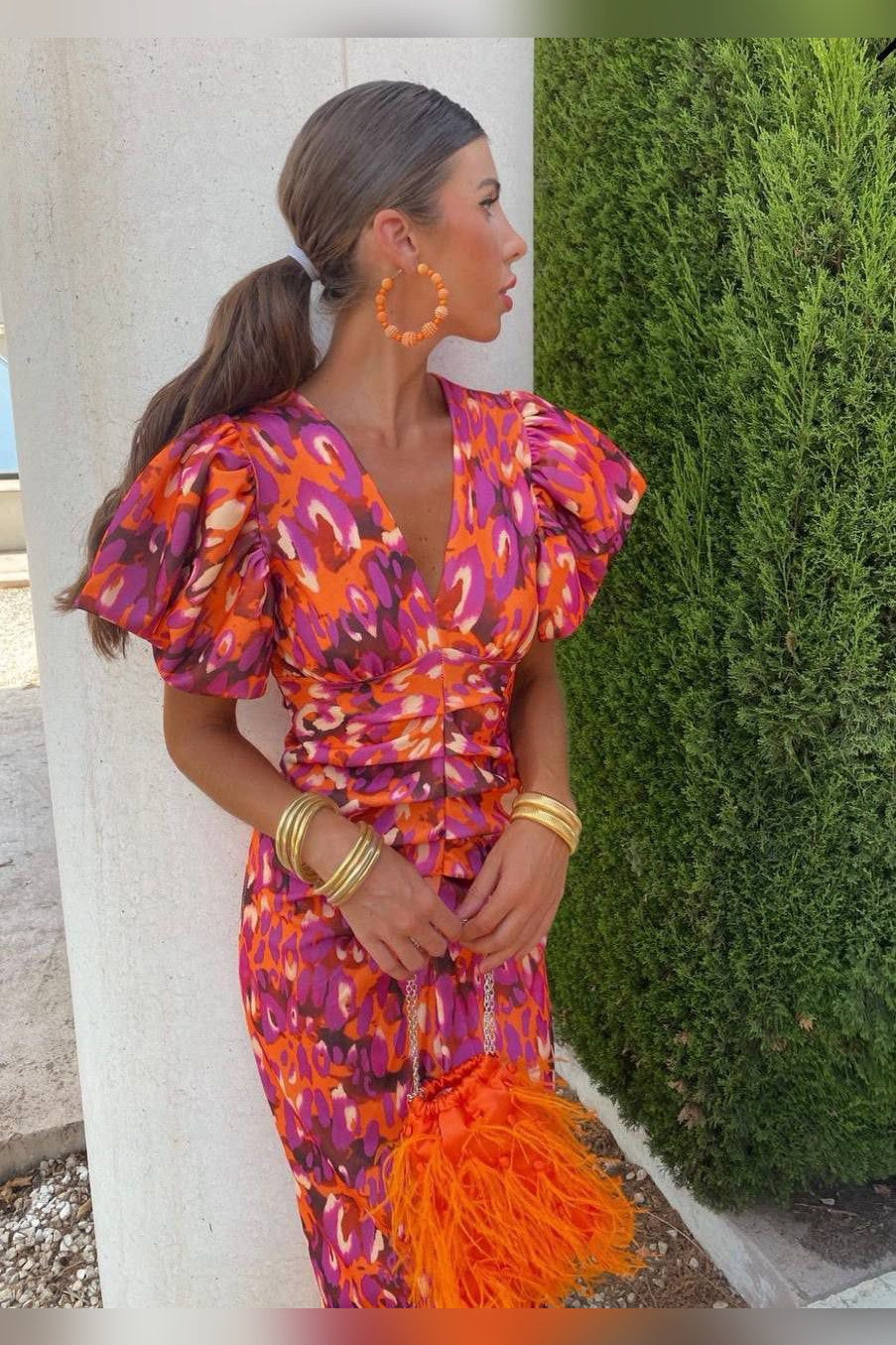 Vestido de manga abullonada en naranja/violeta