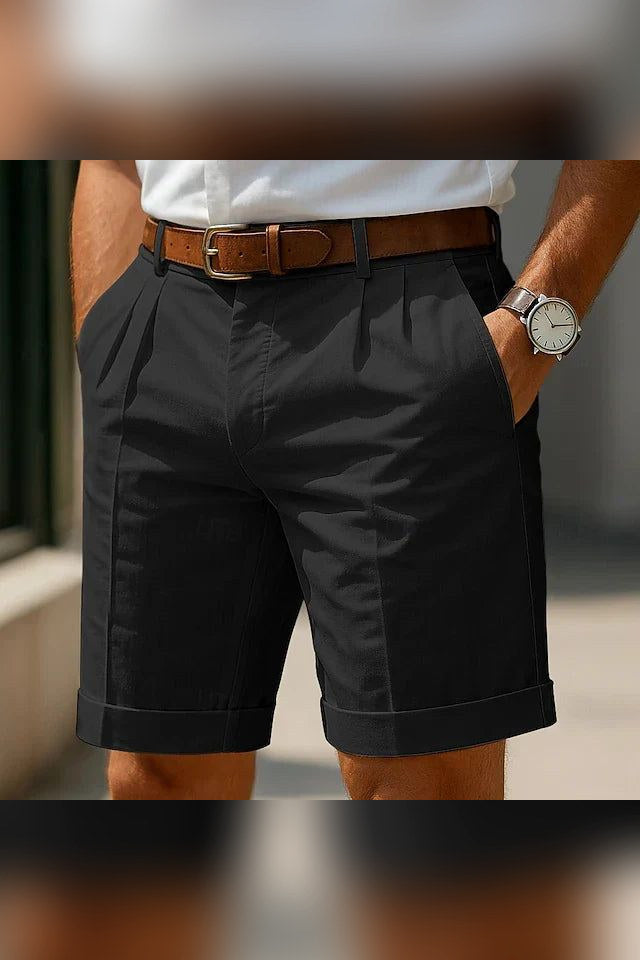 Pantalón corto de pinzas en negro