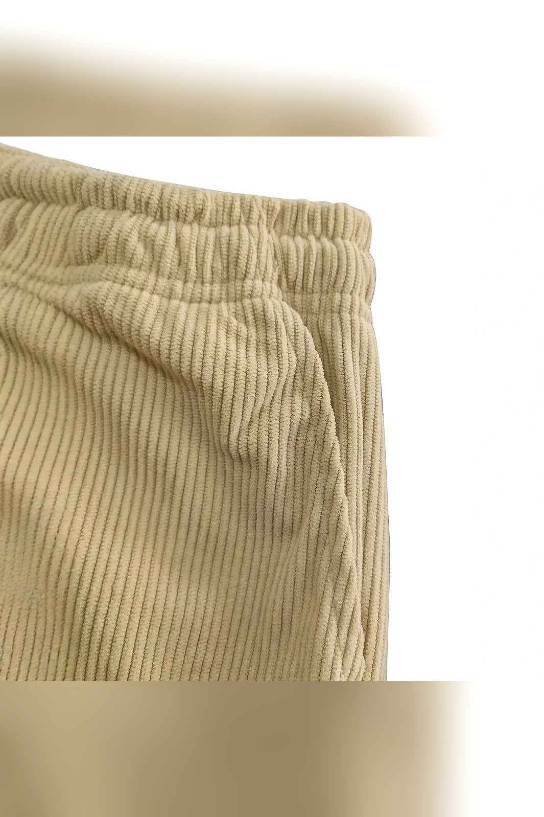 Pantalón de pana en caqui