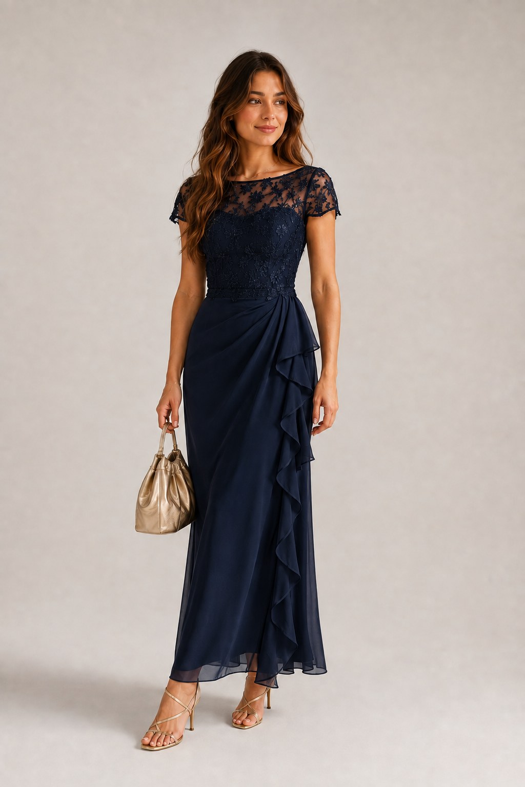 Vestido de encaje en marino