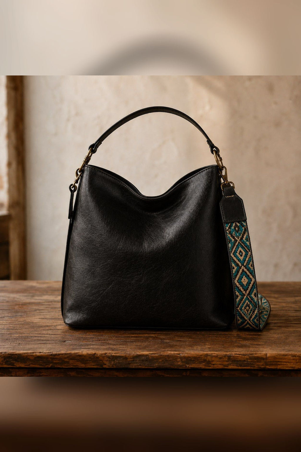 Bolso de aire vintage en negro